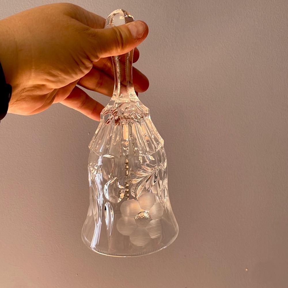 8” Vintage Crystal Flower Daisy Glass Bell-Collectible